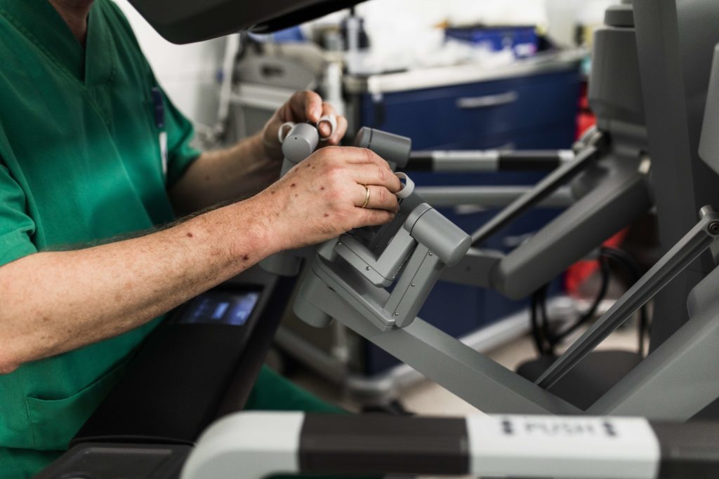 Lot De 48 Instruments De Chirurgie Générale Pour Hernie En Acier Inox - Qualité Professionnelle, Marque Surginstruments